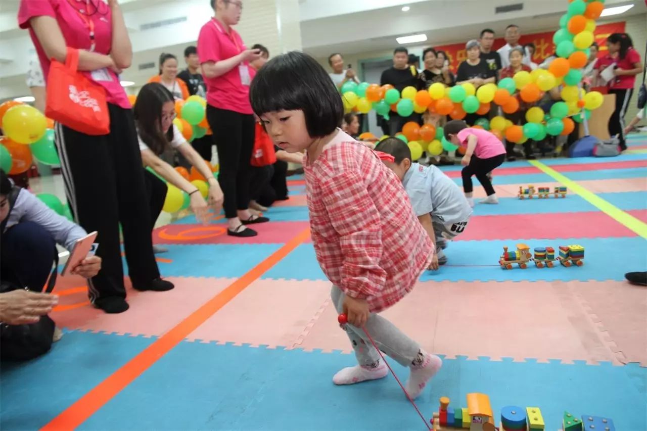 孩子快乐成长的重要性_成长快乐对小孩有什么好处_让孩子在快乐中成长